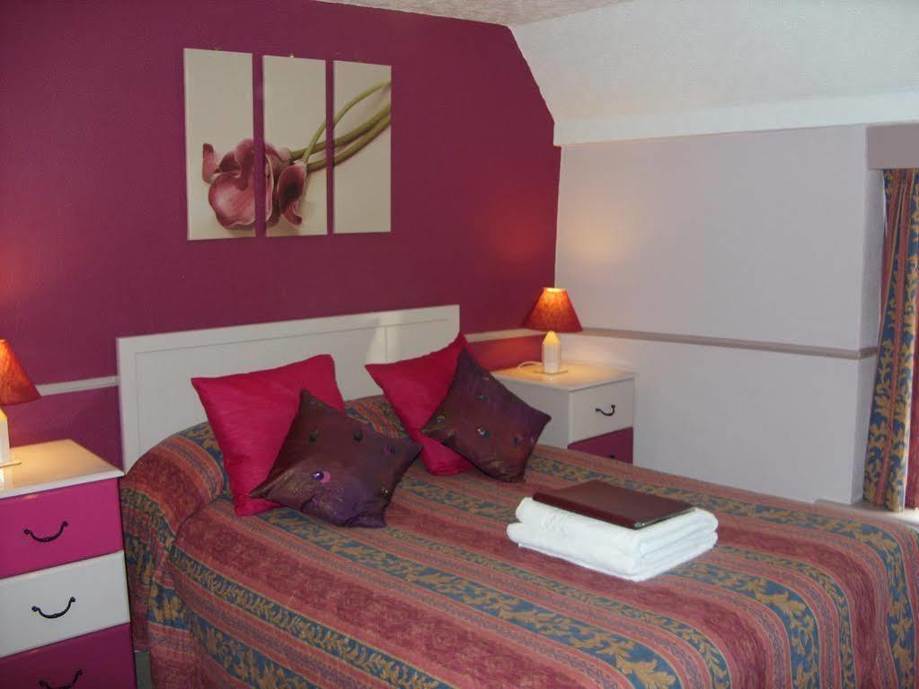 The Beacons Guest House Брекън Екстериор снимка